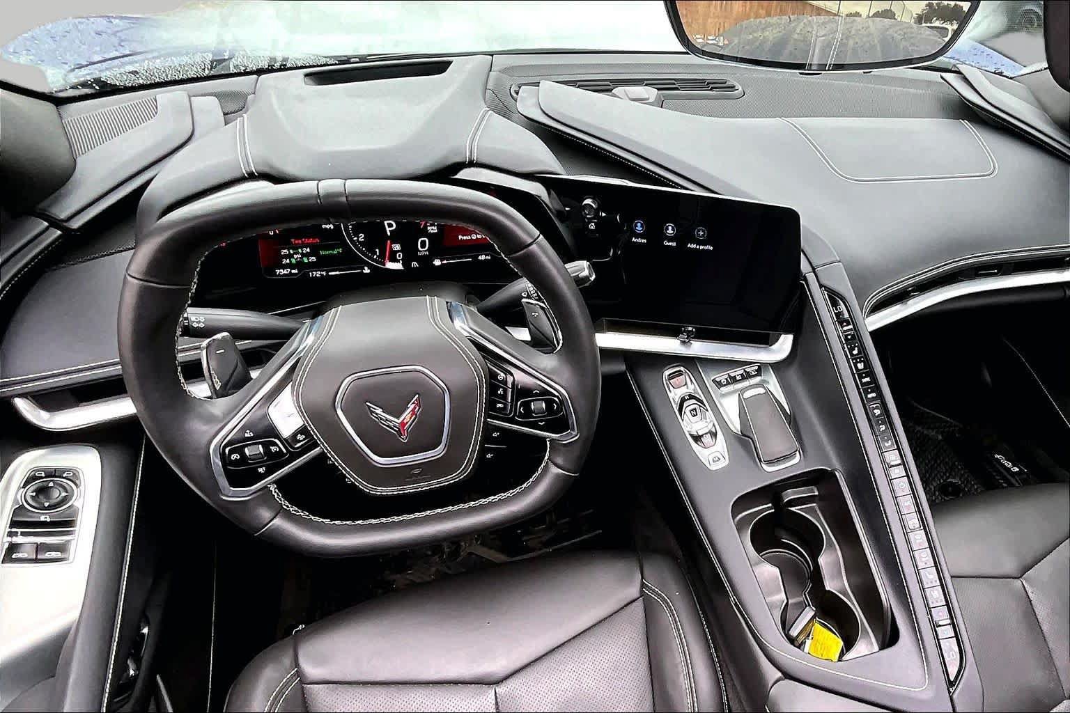 Used 2025 Chevrolet Corvette Stingray Preferred Cpe w/ 2LT RWD image 16