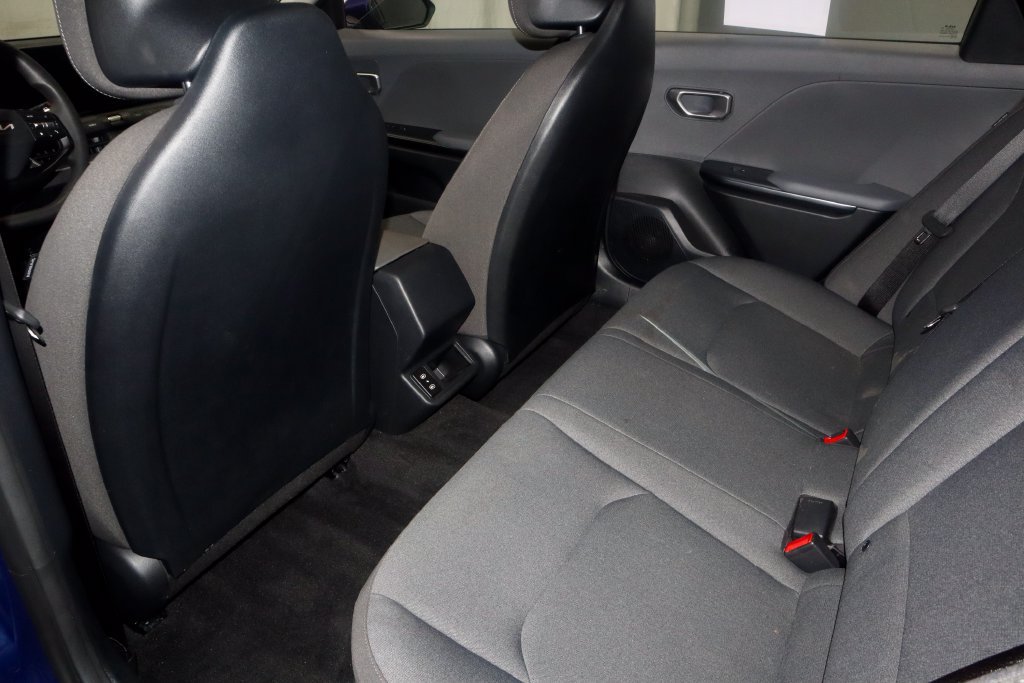 Used 2025 Kia K4 FWD image 20