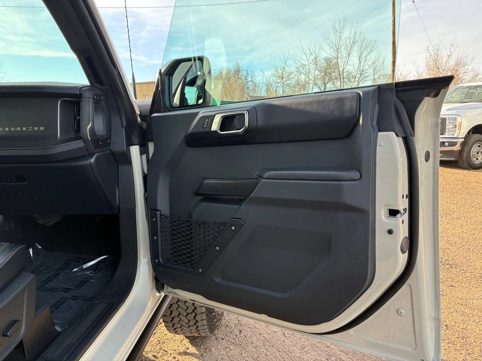 Certified 2025 Ford Bronco Badlands image 16