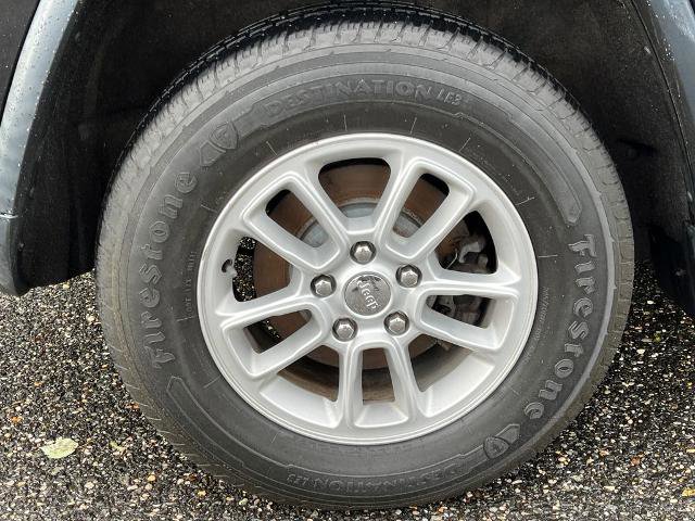 Used 2018 Jeep Grand Cherokee Laredo AWD/4WD image 20