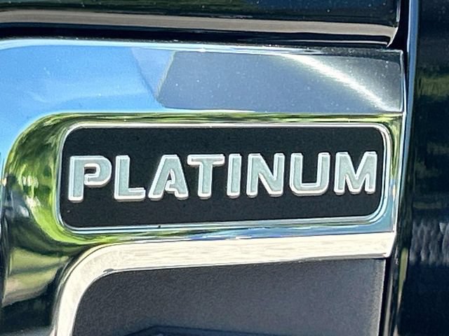 Certified 2022 Ford F350 Platinum w/ FX4 Off-Road Package AWD/4WD image 10
