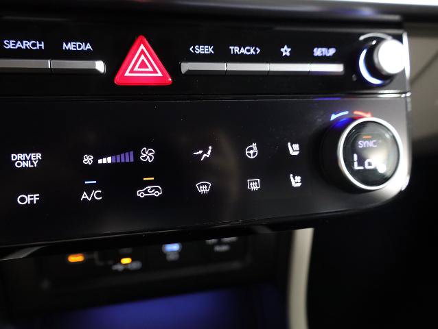 Used 2025 Hyundai Tucson Limited AWD/4WD image 27