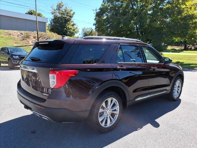 Certified 2023 Ford Explorer XLT w/ Equipment Group 202A AWD/4WD image 5