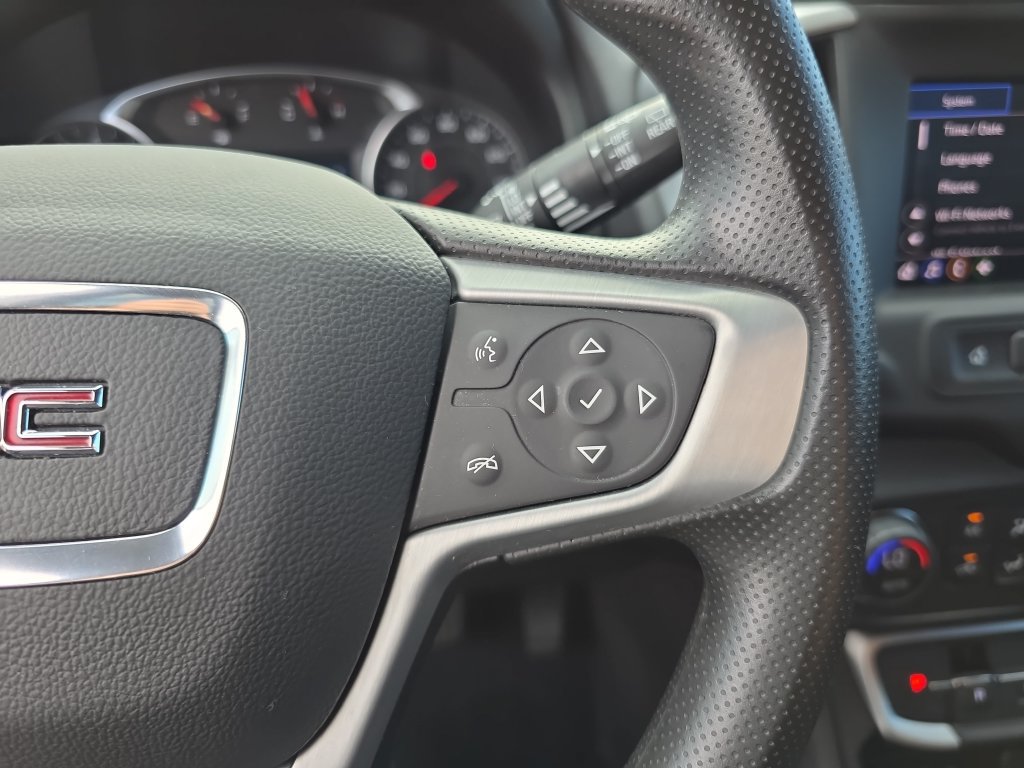 Used 2024 GMC Terrain SLE w/ Driver Convenience Package AWD/4WD image 15