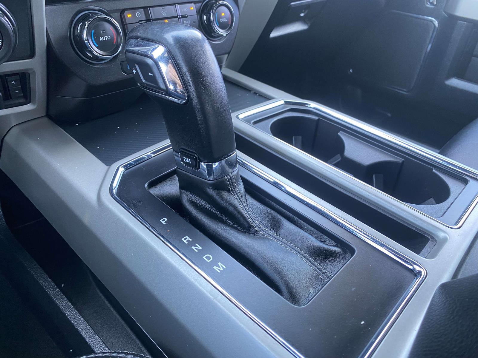 Certified 2020 Ford F150 Lariat RWD image 27