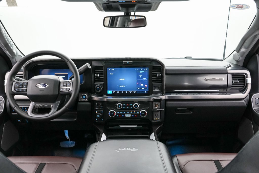 Certified 2025 Ford F250 Lariat w/ Lariat Ultimate Package image 27