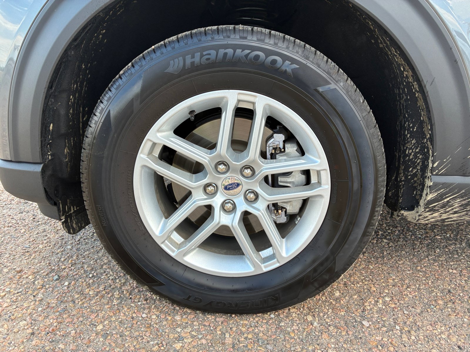 Certified 2026 Ford Explorer Active AWD/4WD image 26