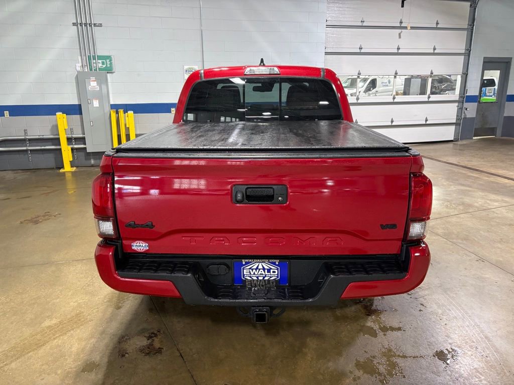 Used 2023 Toyota Tacoma SR5 w/ Technology Package AWD/4WD image 4