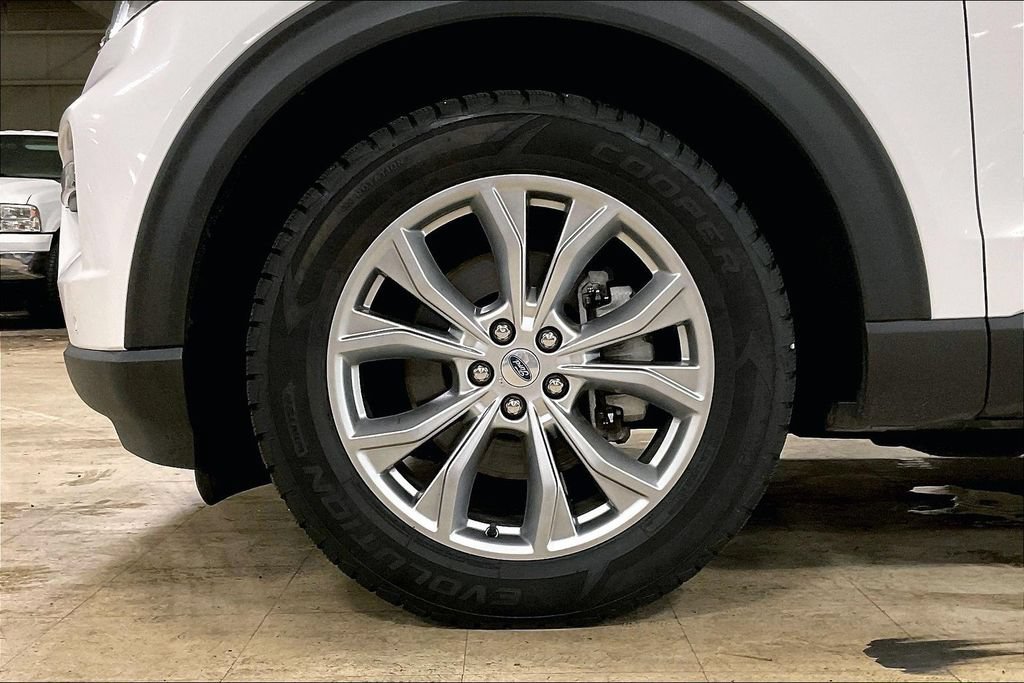 Certified 2021 Ford Explorer Limited w/ Class III Trailer Tow Package AWD/4WD image 9