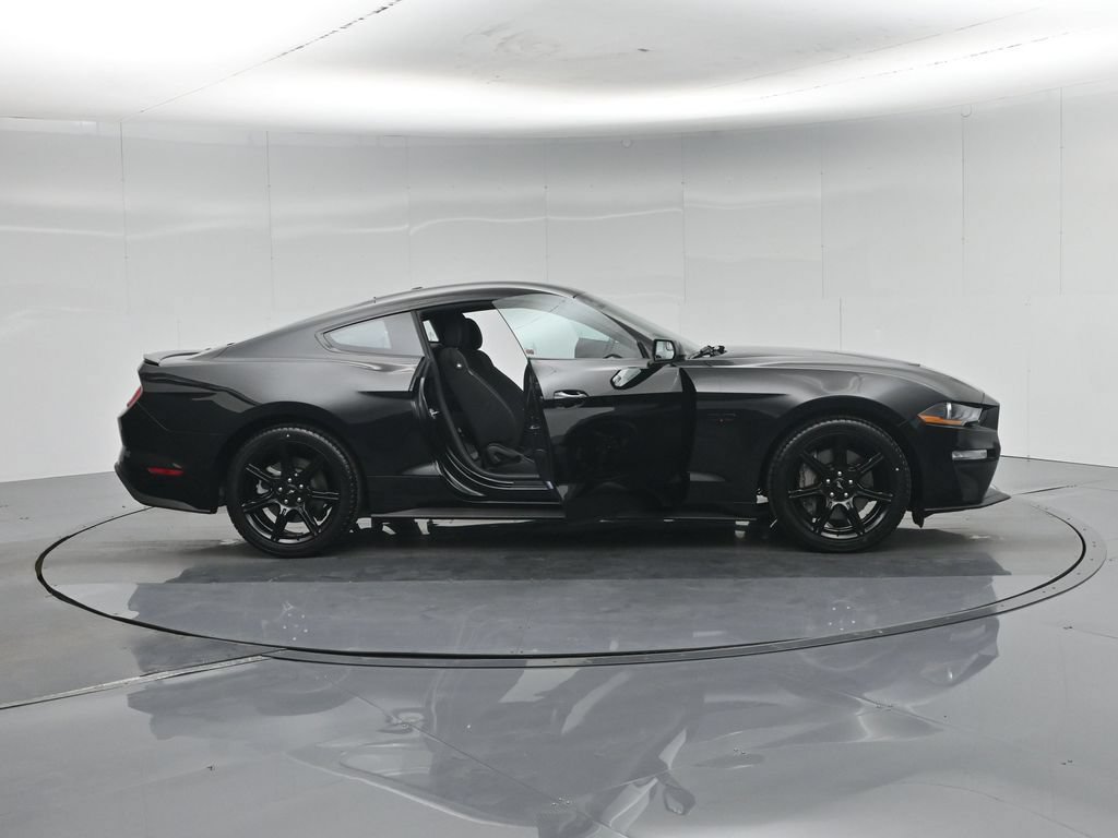 Certified 2019 Ford Mustang GT w/ Black Accent Package RWD image 4
