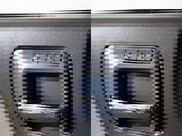 Used 2018 GMC Sierra 1500 SLT image 25