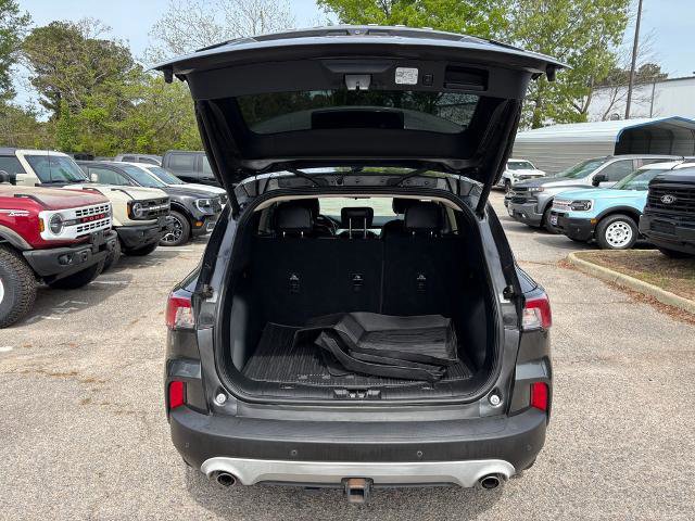 Certified 2020 Ford Escape SEL image 9