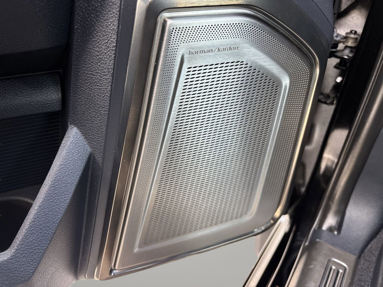 Used 2022 RAM 3500 Limited image 23