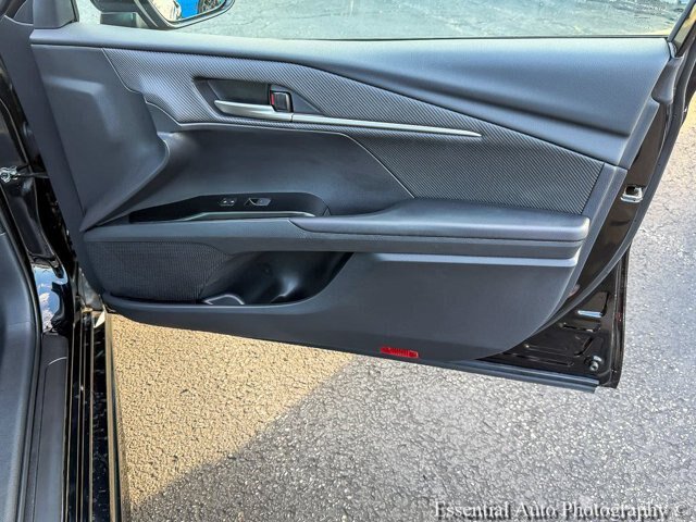Used 2026 Toyota Camry SE FWD image 27
