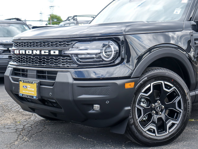 Certified 2026 Ford Bronco Sport Outer Banks w/ Outer Banks Tech Package+ AWD/4WD image 2