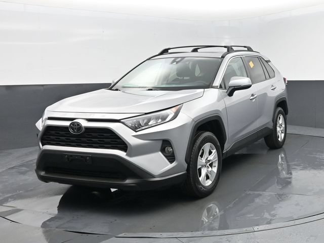Used 2019 Toyota RAV4 XLE w/ All Weather Liner Package AWD/4WD image 2