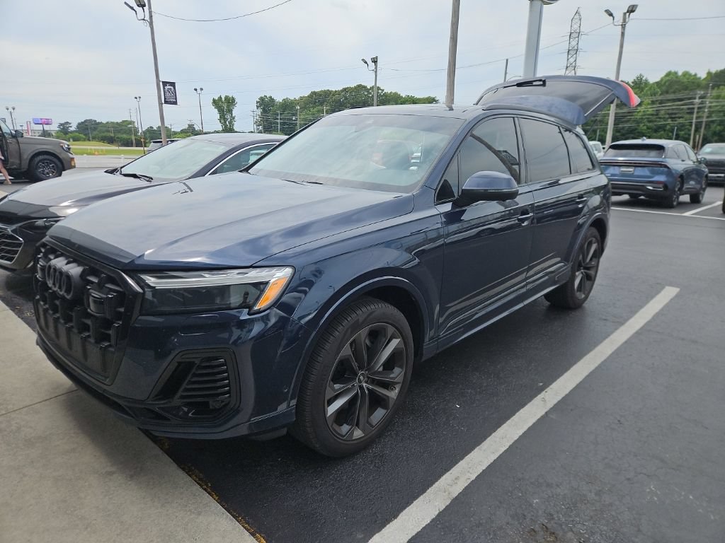Used 2025 Audi Q7 3.0T Premium Plus