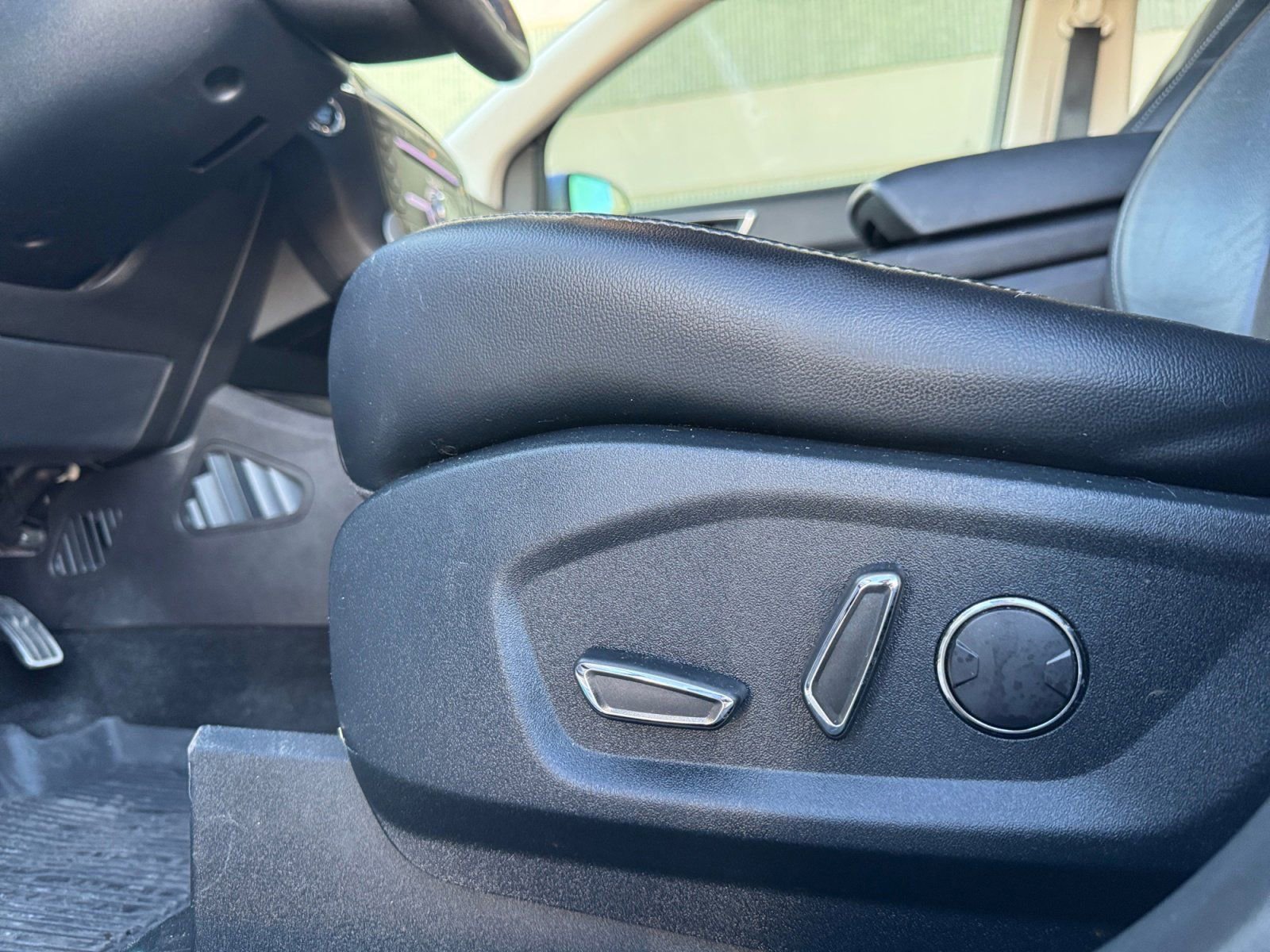 Certified 2018 Ford Edge Sport w/ Equipment Group 401A image 19