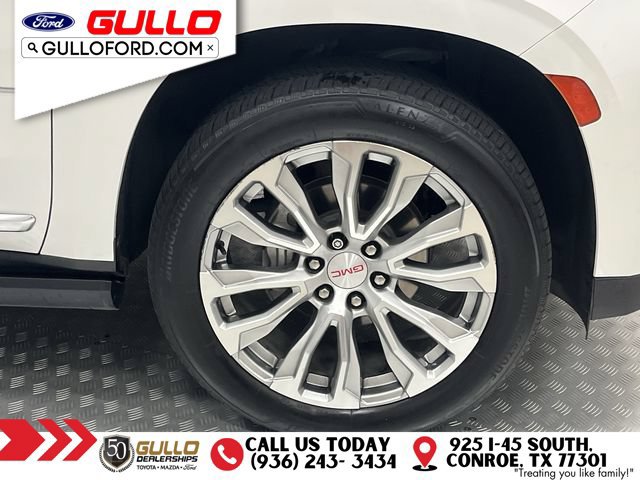 Used 2022 GMC Yukon Denali w/ Denali Premium Package AWD/4WD image 33
