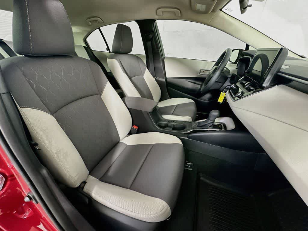 Used 2026 Toyota Corolla LE FWD image 14
