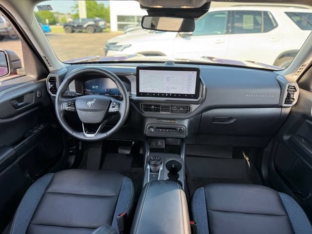 Certified 2025 Ford Bronco Sport Outer Banks w/ Outer Banks Tech Package+ AWD/4WD image 2