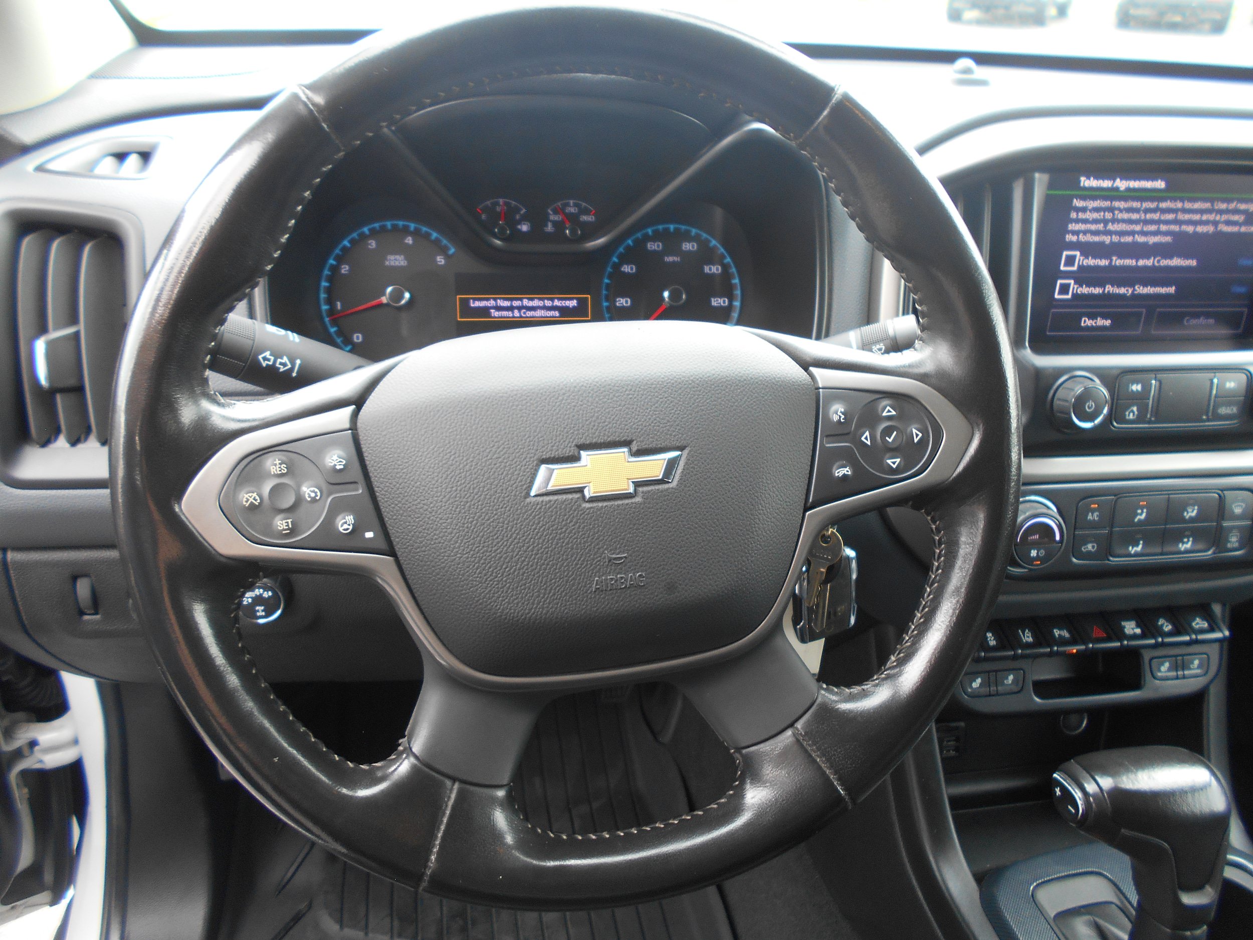 Used 2021 Chevrolet Colorado Z71 w/ Safety Package AWD/4WD image 18