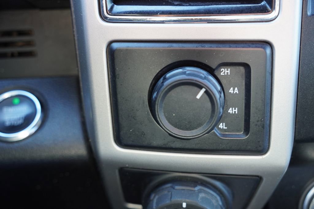 Certified 2020 Ford F150 Lariat w/ Equipment Group 502A Luxury image 33