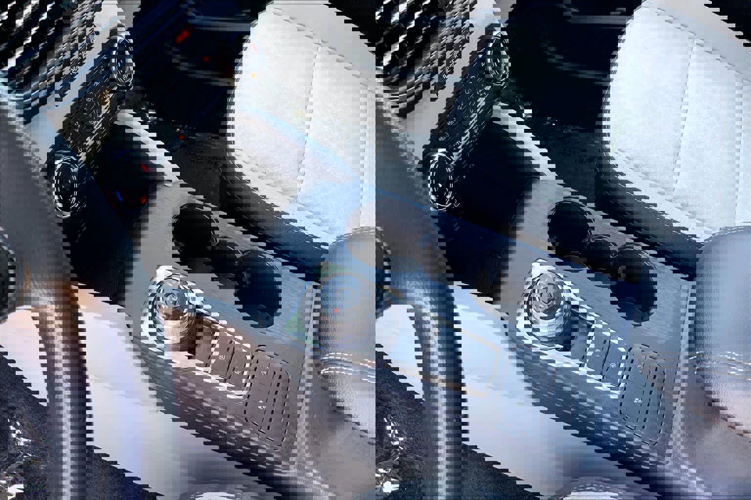 Certified 2025 Ford Escape Active FWD image 17