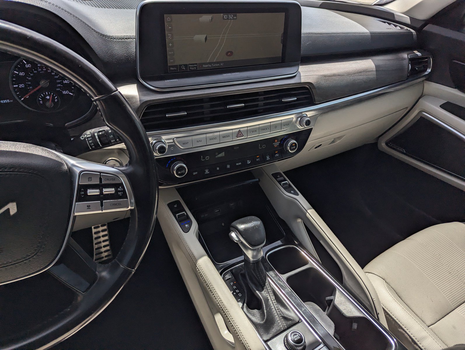 Used 2022 Kia Telluride SX w/ Towing Package FWD image 11