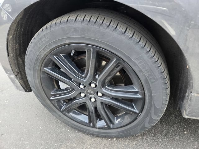 Certified 2024 Ford Edge ST-Line w/ Class II Trailer Tow Package AWD/4WD image 52