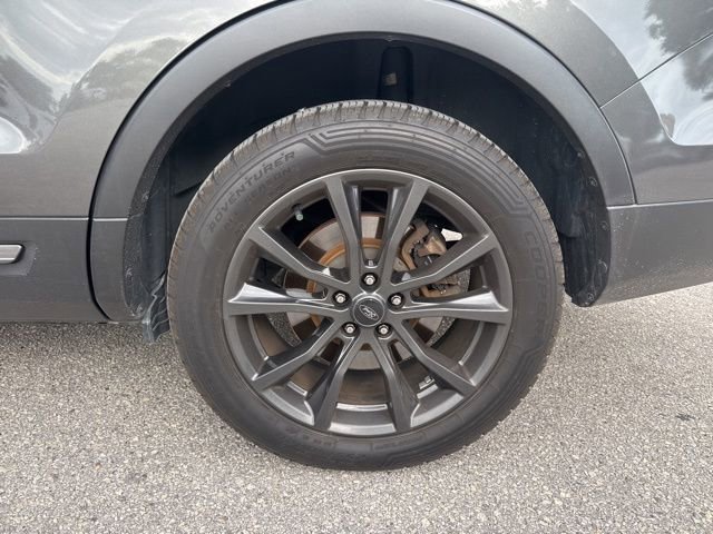 Certified 2017 Ford Explorer XLT w/ Equipment Group 202A FWD image 15