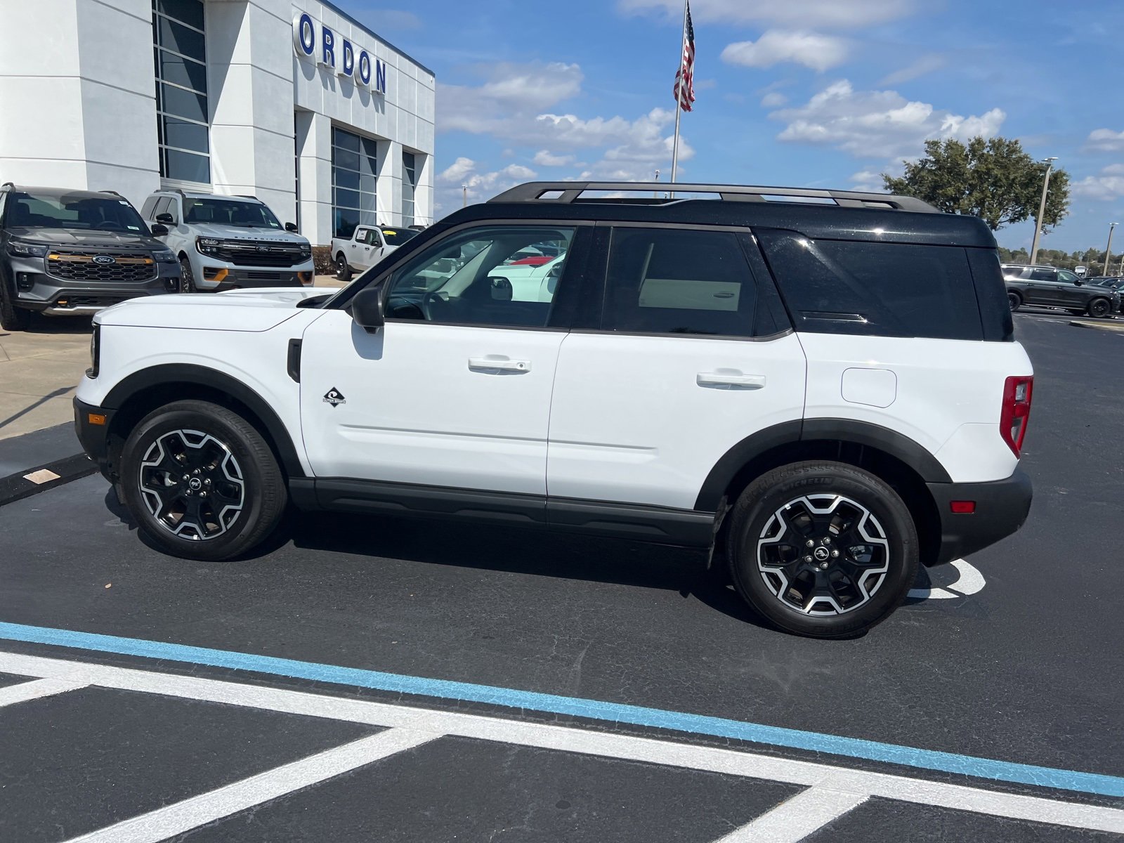 Certified 2025 Ford Bronco Sport Outer Banks w/ Outer Banks Tech Package+ image 14