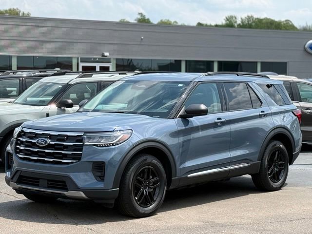 Certified 2025 Ford Explorer Active AWD/4WD image 36