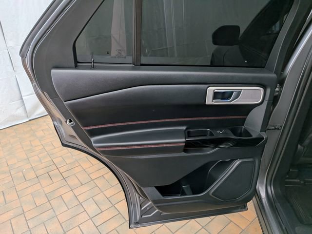 Certified 2023 Ford Explorer ST-Line w/ Class IV Trailer Tow Package AWD/4WD image 23