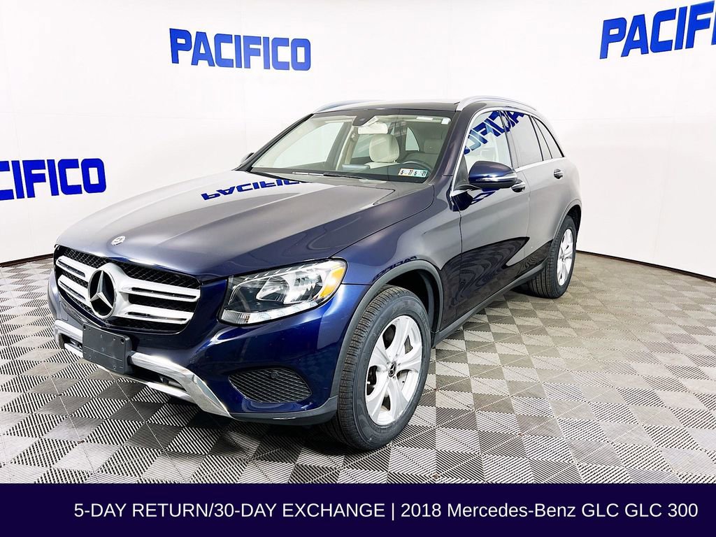 Used 2018 Mercedes-Benz GLC 300 4MATIC image 3