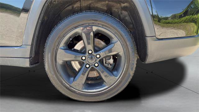 Used 2021 Jeep Grand Cherokee L Laredo AWD/4WD image 25