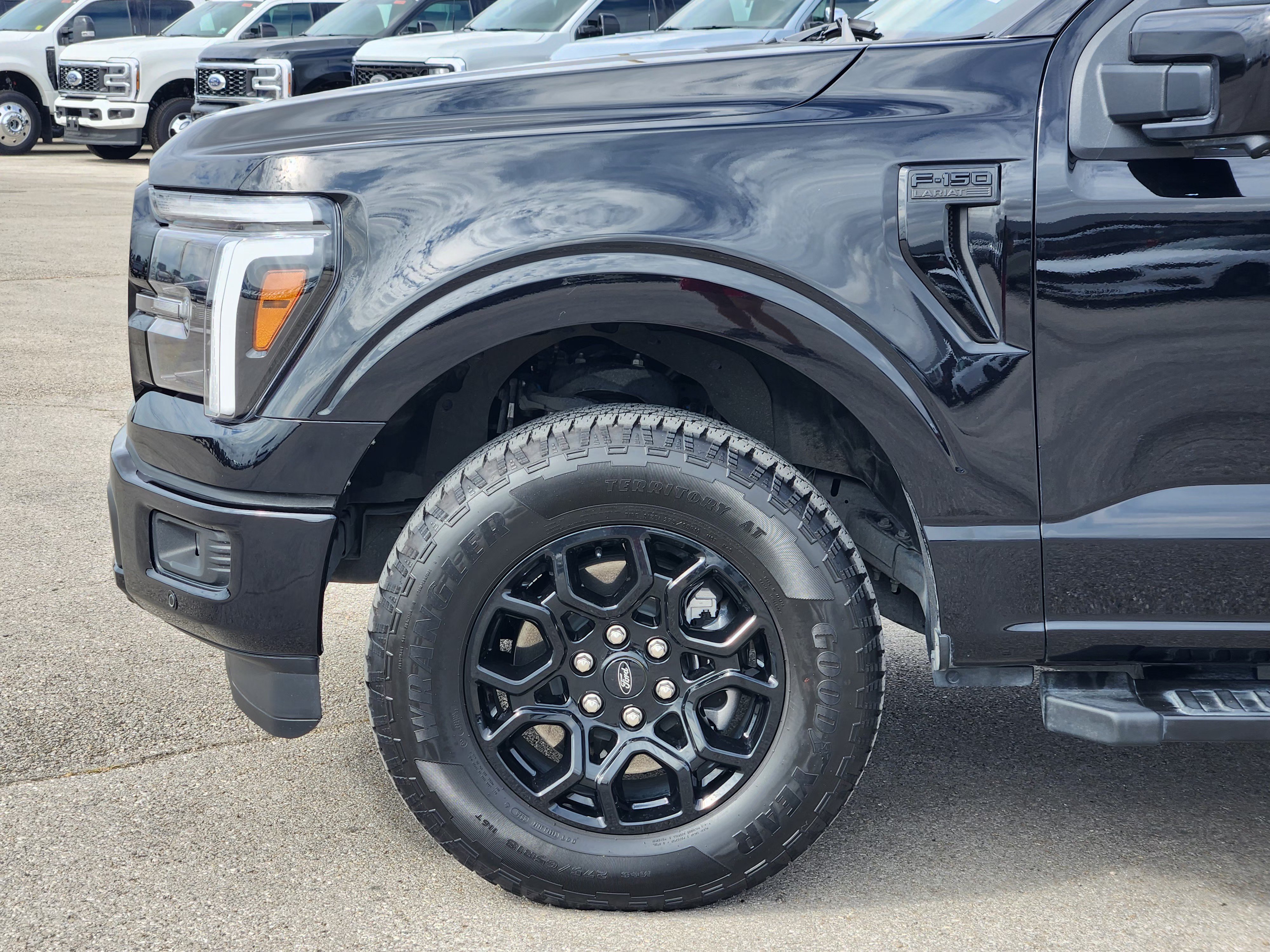 Certified 2025 Ford F150 Lariat AWD/4WD image 9