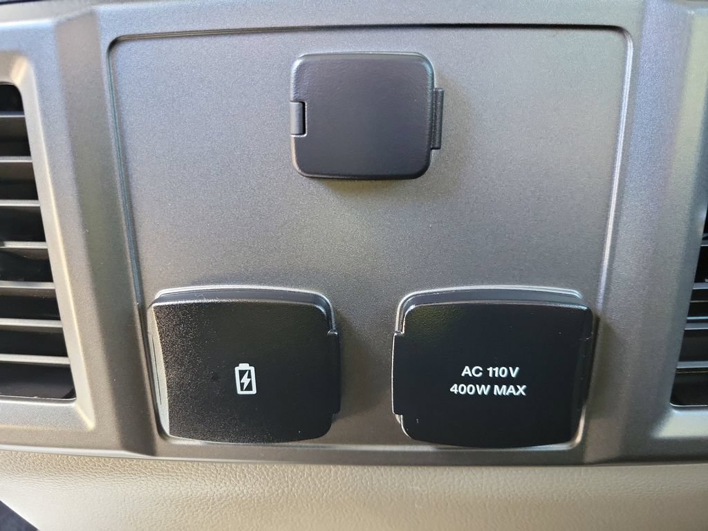 Certified 2020 Ford F150 XLT w/ Equipment Group 302A Luxury AWD/4WD image 16
