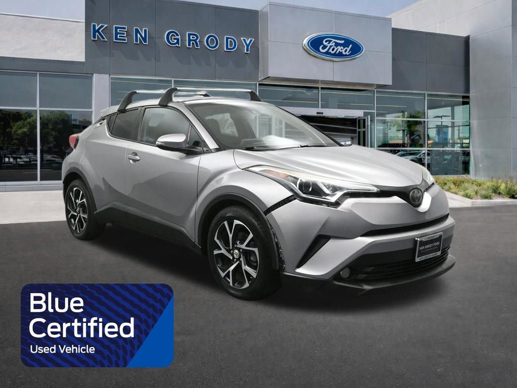Used 2018 Toyota C-HR XLE image 1