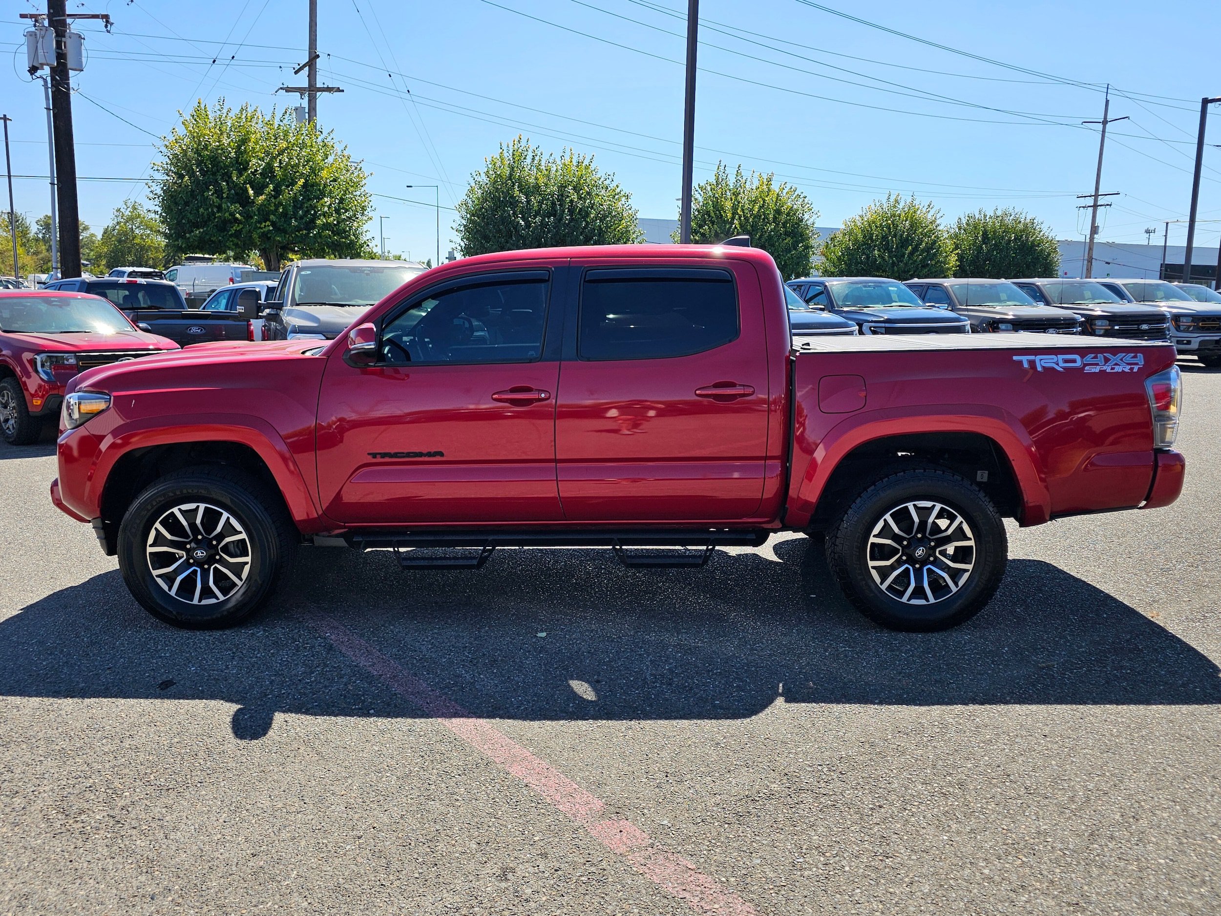 Used 2020 Toyota Tacoma TRD Sport w/ Technology Package AWD/4WD image 8