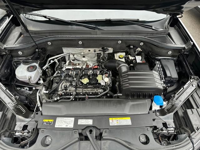 Used 2024 Volkswagen Atlas SEL Premium R-Line image 54