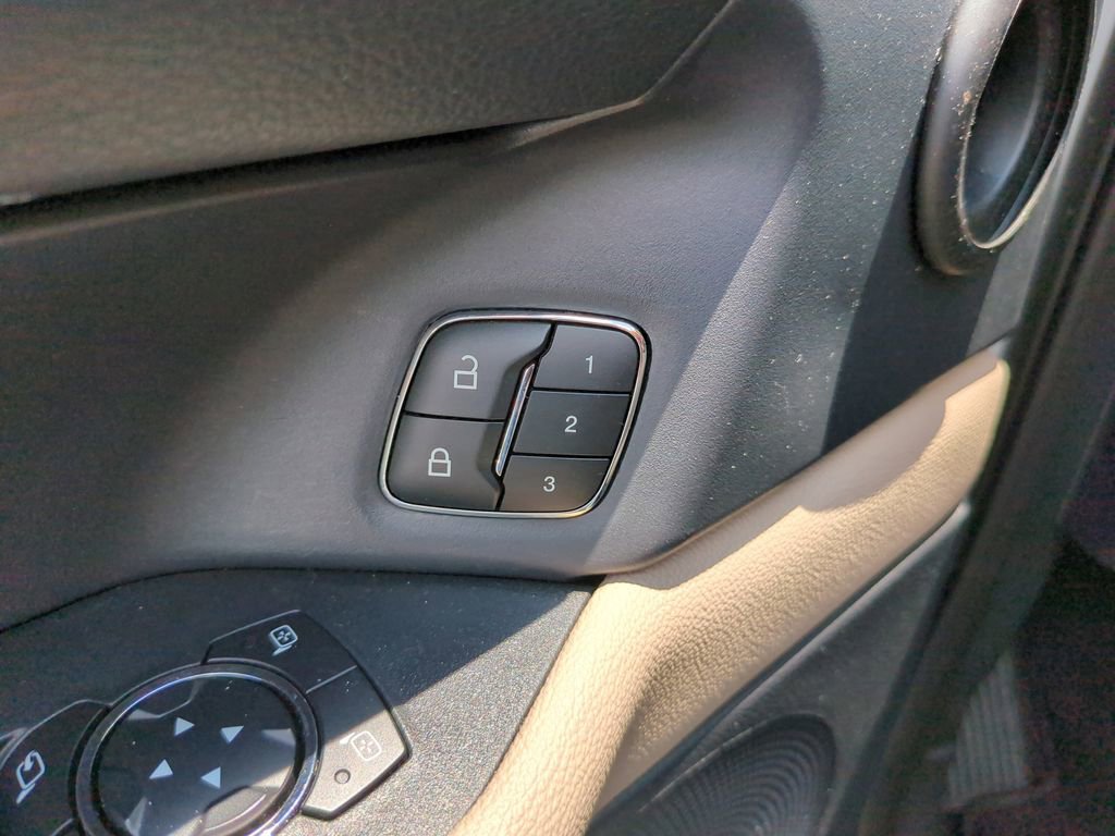 Certified 2024 Ford Expedition Limited AWD/4WD image 23