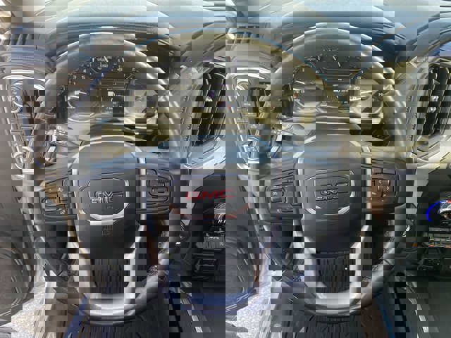 Used 2019 GMC Sierra 1500 SLT w/ SLT Premium Plus Package AWD/4WD image 14