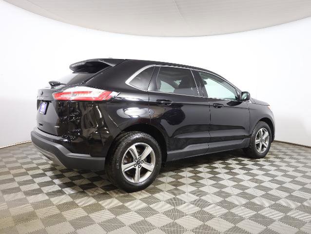Certified 2024 Ford Edge SEL w/ Convenience Package image 4