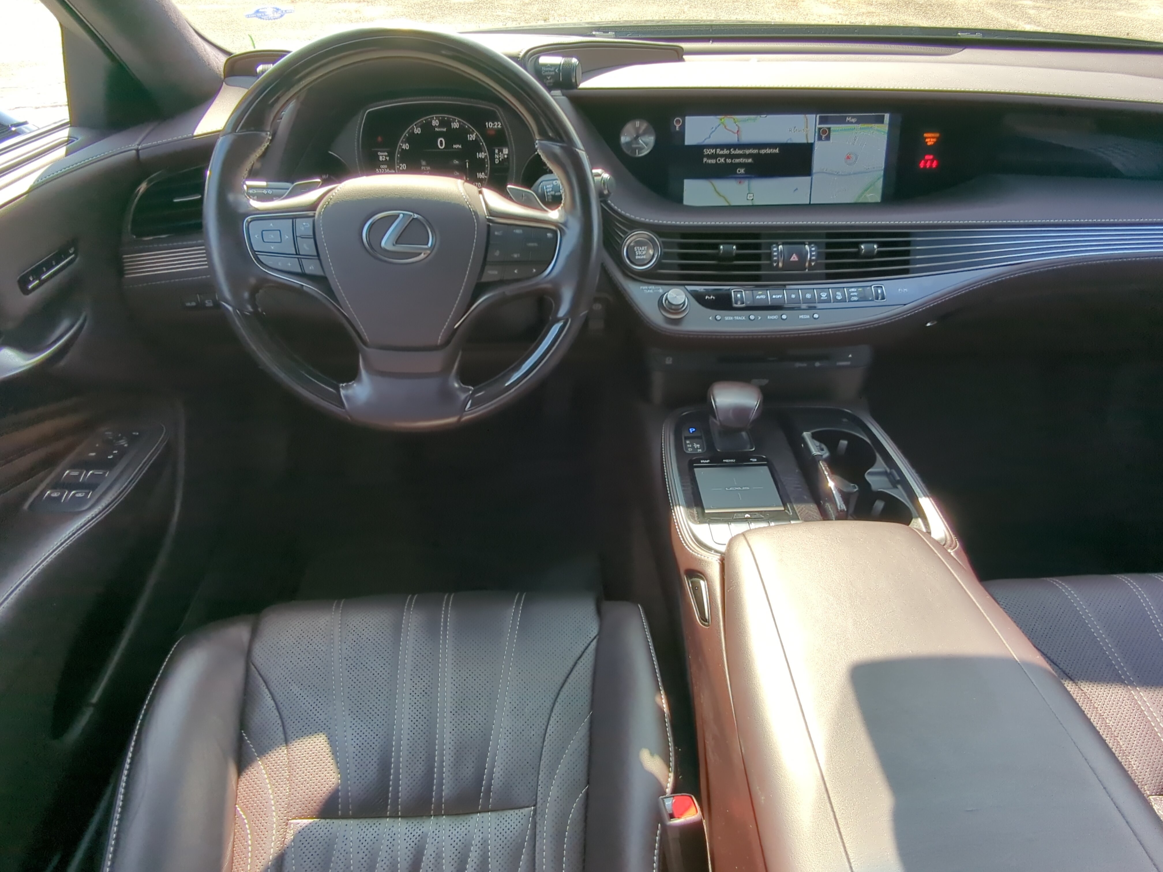 Used 2018 Lexus LS 500 AWD w/ Luxury Package image 13