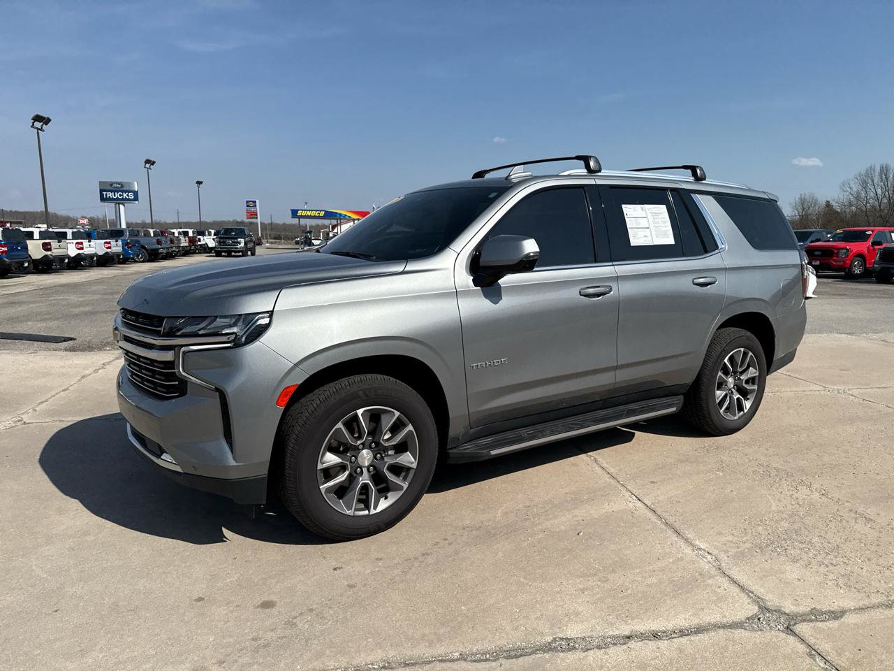 Used 2023 Chevrolet Tahoe LT w/ Luxury Package AWD/4WD image 17