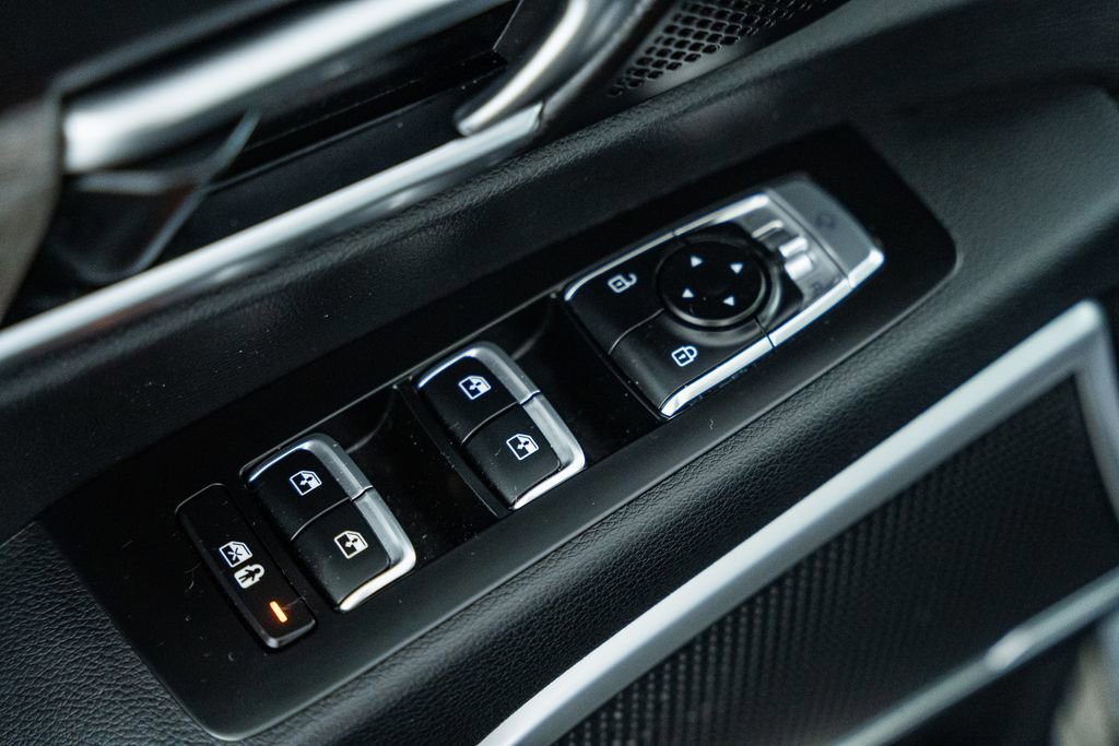 Used 2021 Kia Telluride EX w/ EX Premium Package image 39