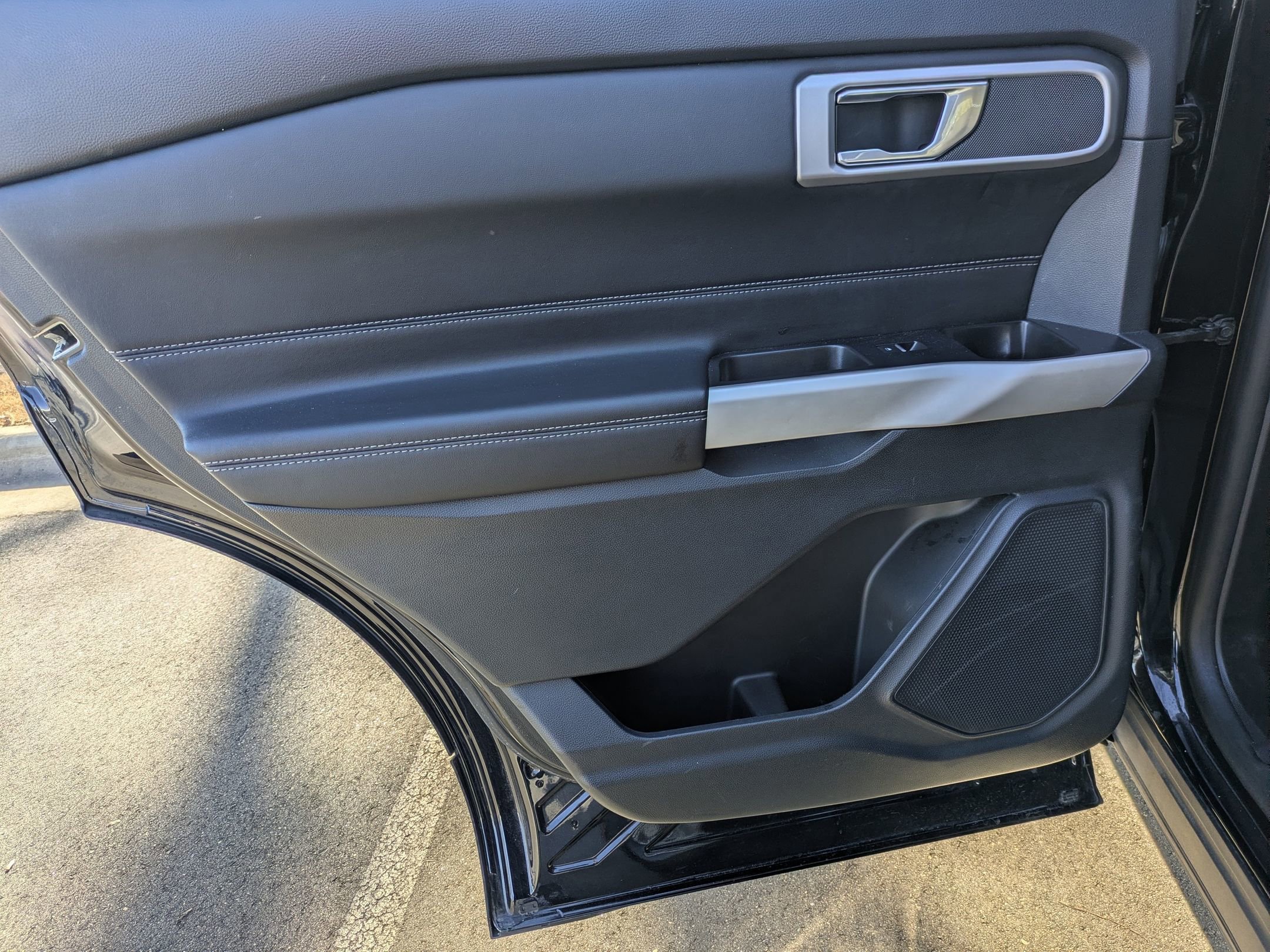 Certified 2022 Ford Explorer XLT image 24