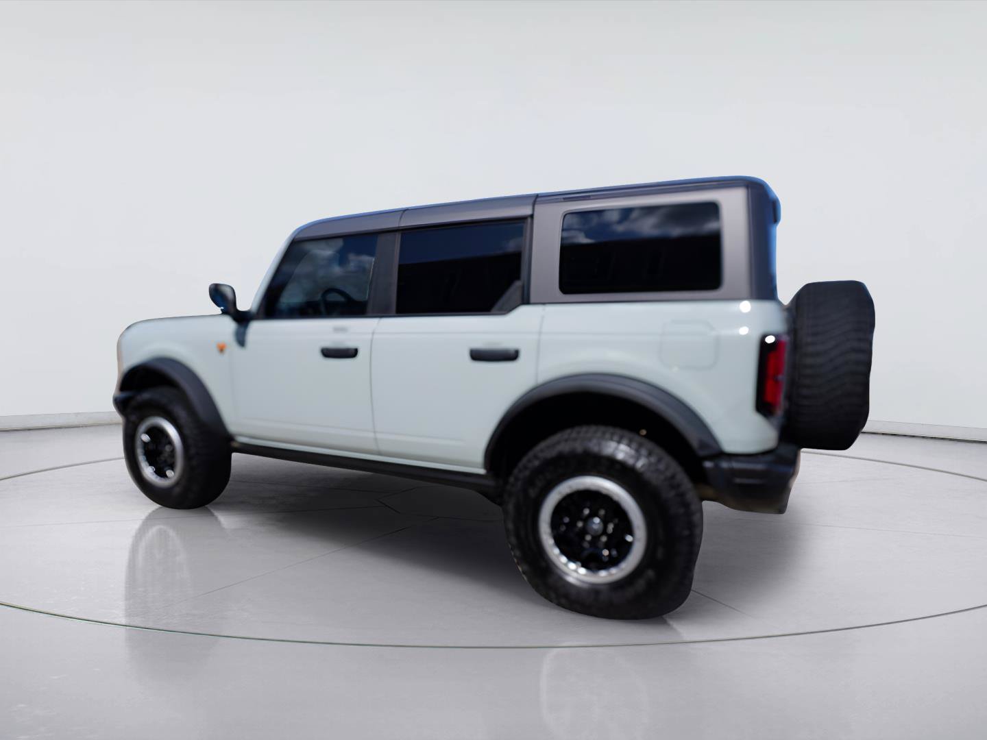 Certified 2023 Ford Bronco Badlands AWD/4WD image 4