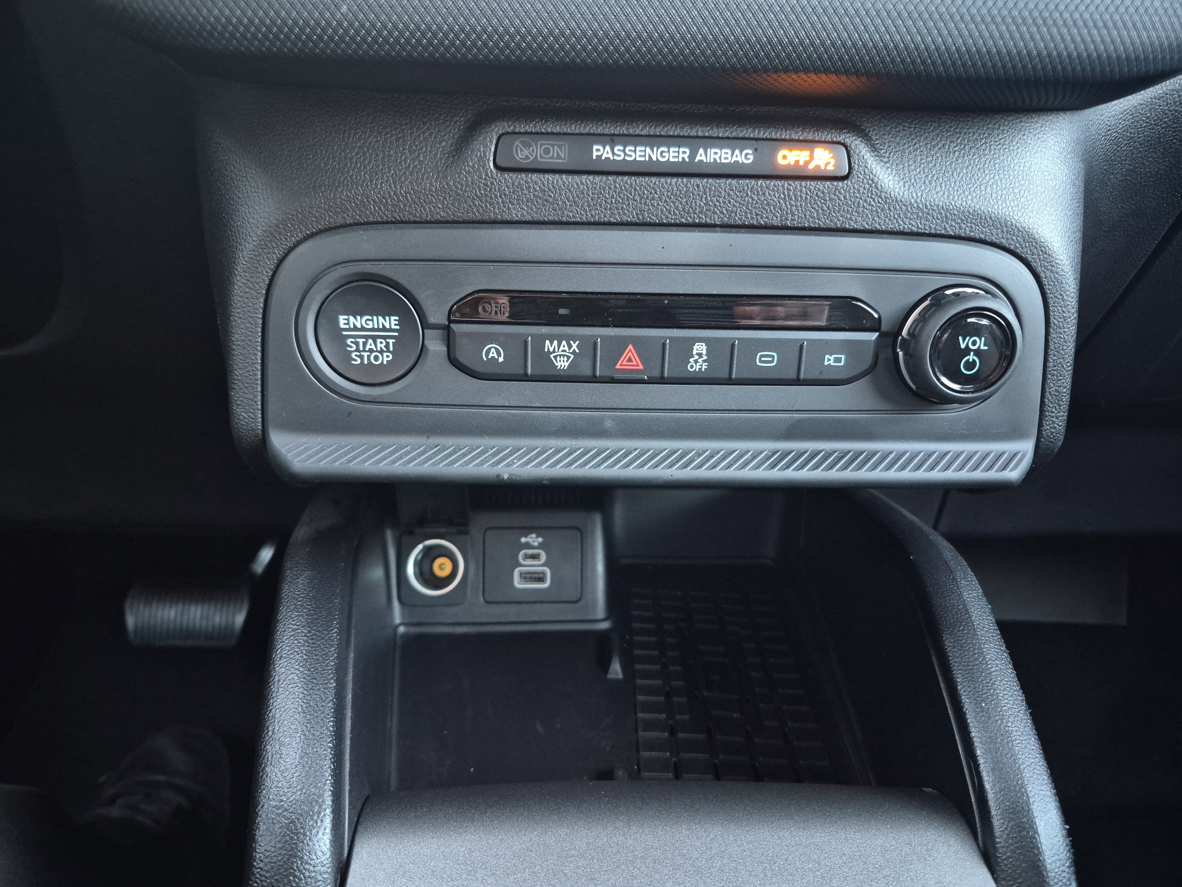 Certified 2025 Ford Bronco Sport Big Bend w/ Convenience Package image 35